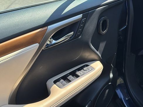 Used 2022 Lexus RX 350 AWD w/ Premium Package image 17