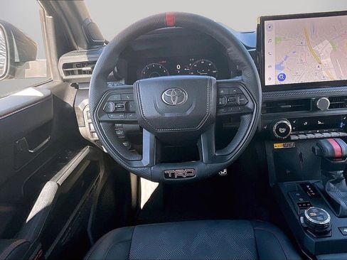 Used 2025 Toyota Tacoma TRD Pro AWD/4WD image 12