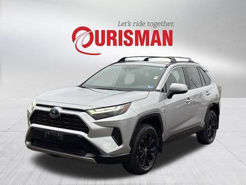 Used 2023 Toyota RAV4 SE image 5