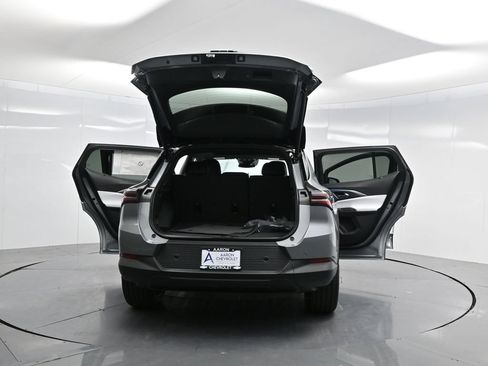 New 2026 Chevrolet Equinox EV LT AWD/4WD image 43