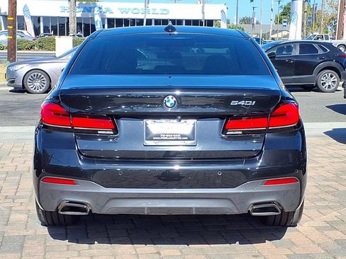 Used 2022 BMW 540i w/ M Sport Package RWD image 4