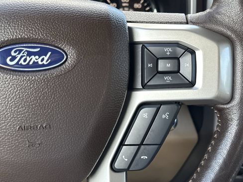Used 2020 Ford F150 Lariat w/ Equipment Group 502A Luxury RWD image 23