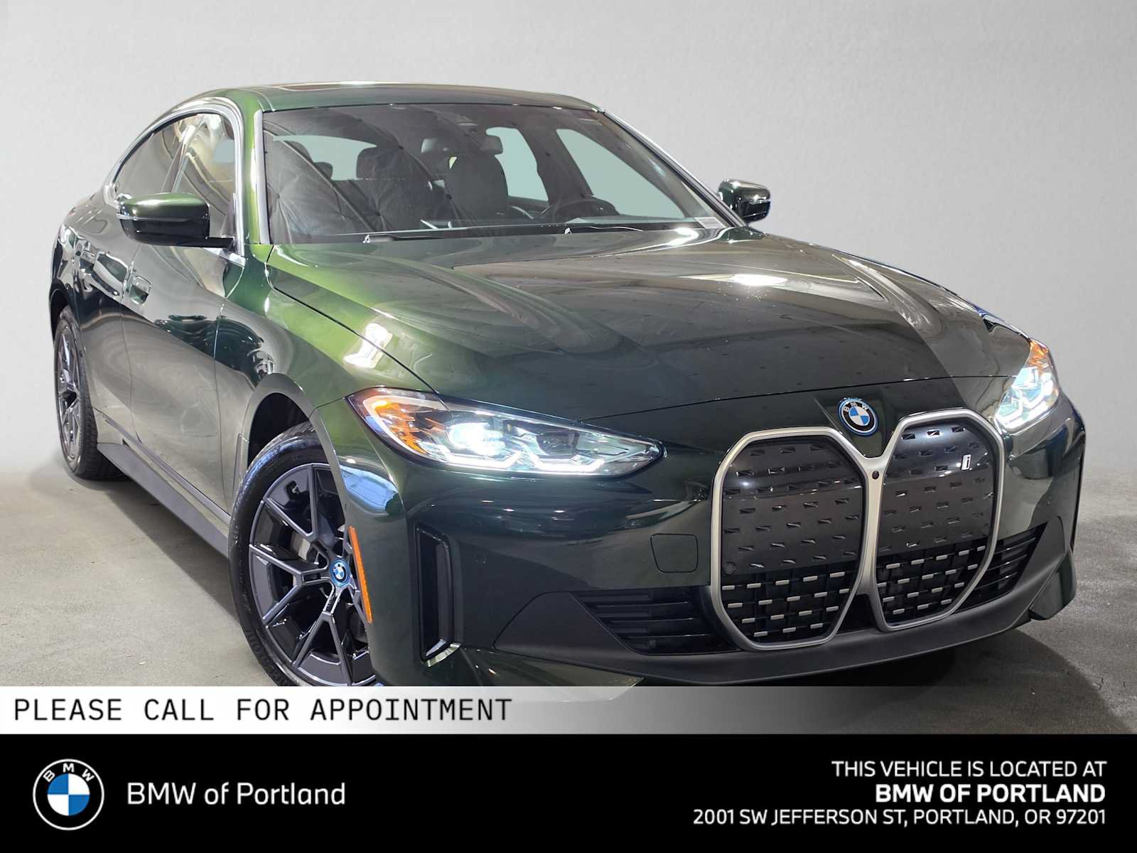 Used 2023 BMW i4 eDrive40 w/ Premium Package RWD image 1