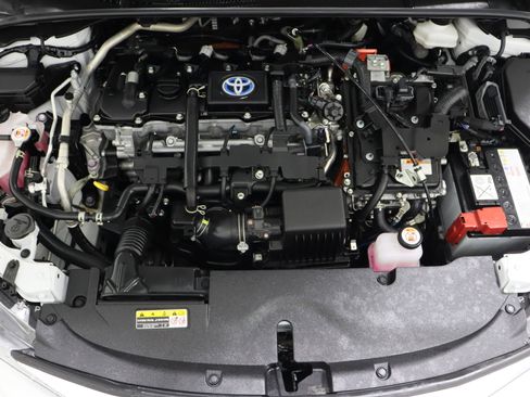 Certified 2024 Toyota Corolla LE image 34