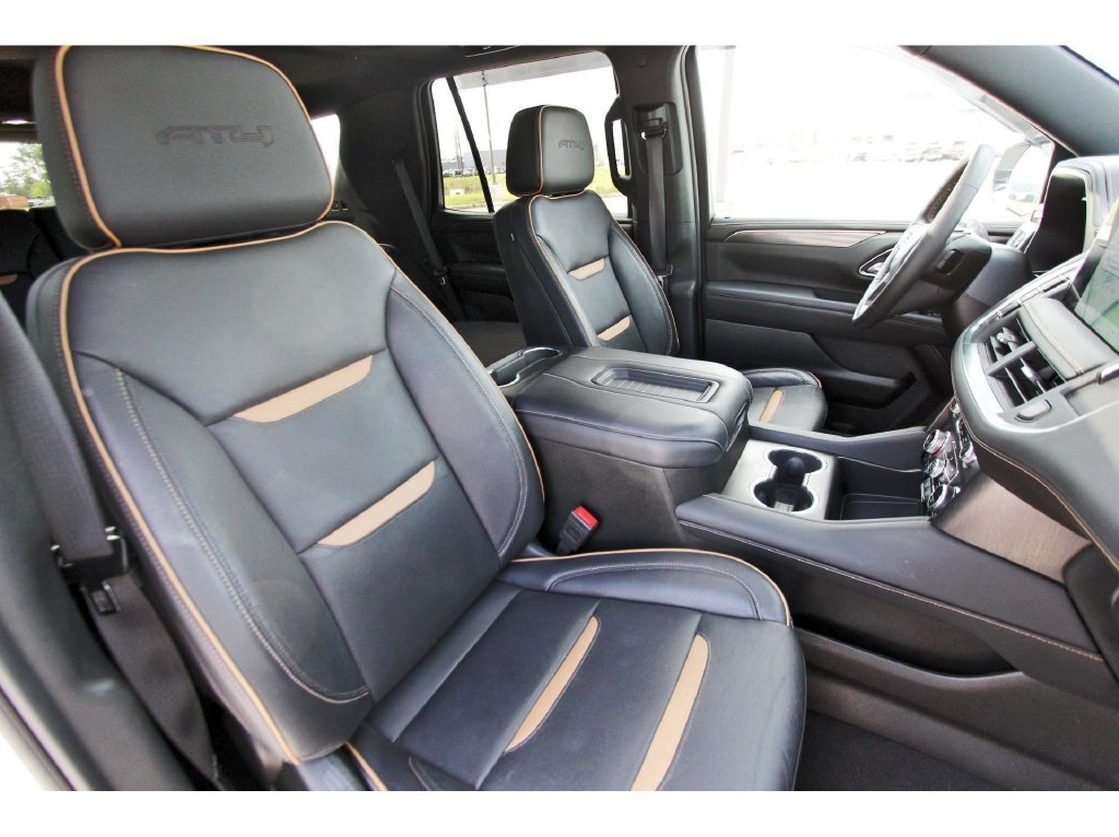 Used 2024 GMC Yukon AT4 w/ AT4 Premium Plus Package AWD/4WD image 35