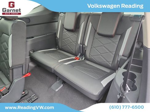 New 2026 Volkswagen Atlas Peak Edition image 15