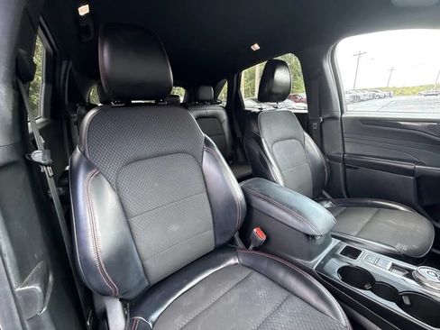 Used 2024 Ford Escape ST-Line w/ Tech Pack #1 AWD/4WD image 12