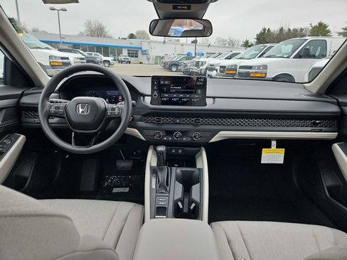 New 2026 Honda Accord LX image 18