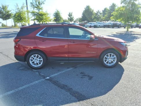 Certified 2024 Chevrolet Equinox LT FWD image 4