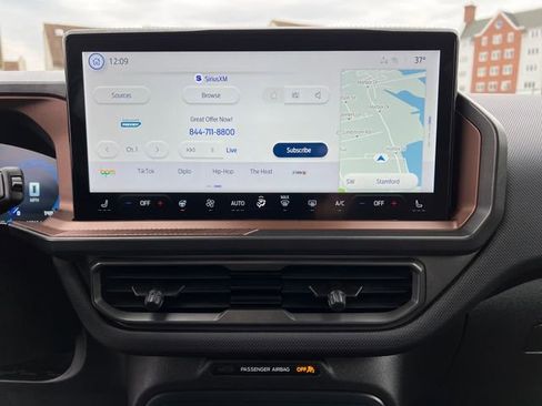 Used 2025 Ford Bronco Sport Outer Banks w/ Outer Banks Tech Package+ image 21