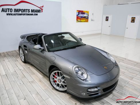 Used 2010 Porsche 911 Turbo image 27