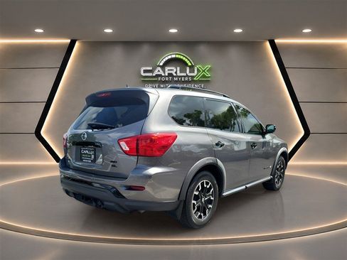 Used 2020 Nissan Pathfinder SL AWD/4WD image 6