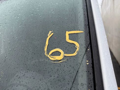 Used 2015 Mercedes-Benz Sprinter 2500 image 30