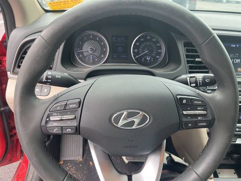 Used 2020 Hyundai Elantra Value Edition w/ Cargo Package (C1) FWD image 10