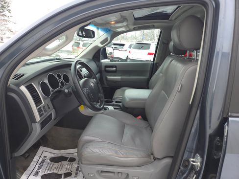 Used 2008 Toyota Sequoia Limited image 12