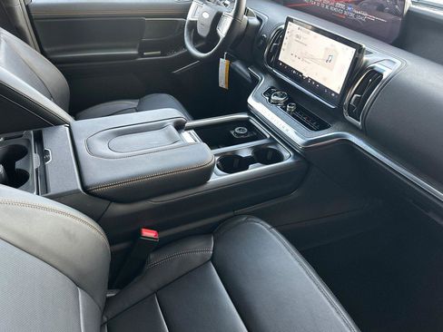 New 2026 Ford Expedition Tremor image 14