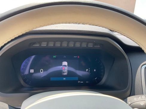 Certified 2025 Volvo XC90 B5 Core AWD/4WD image 20