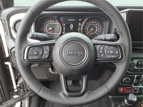 New 2026 Jeep Gladiator Sport AWD/4WD image 20