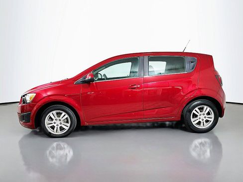 Used 2013 Chevrolet Sonic LT image 4