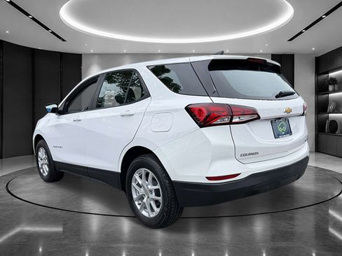 Certified 2023 Chevrolet Equinox LS AWD/4WD image 4