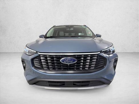 Used 2023 Ford Escape SE w/ PHEV Premium Package FWD image 9