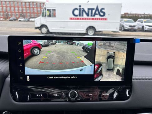 New 2026 Mitsubishi Outlander SE image 12