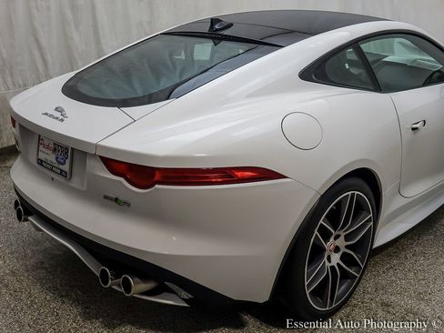 Used 2016 Jaguar F-TYPE R image 7