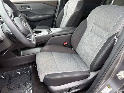 Used 2023 Nissan Rogue SV FWD image 18