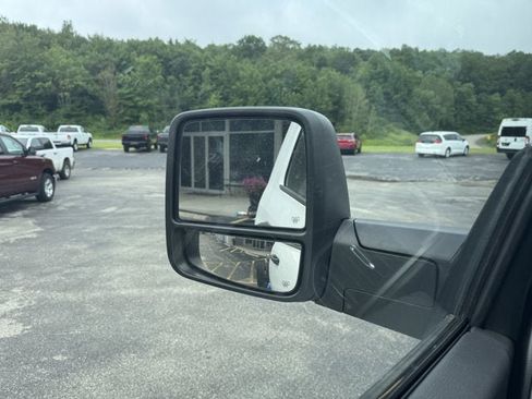 New 2025 RAM 5500 Tradesman image 34