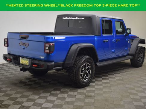Used 2025 Jeep Gladiator Rubicon w/ Convenience Group image 8