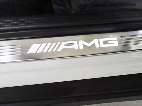 Used 2019 Mercedes-Benz GLC 43 AMG 4MATIC image 15