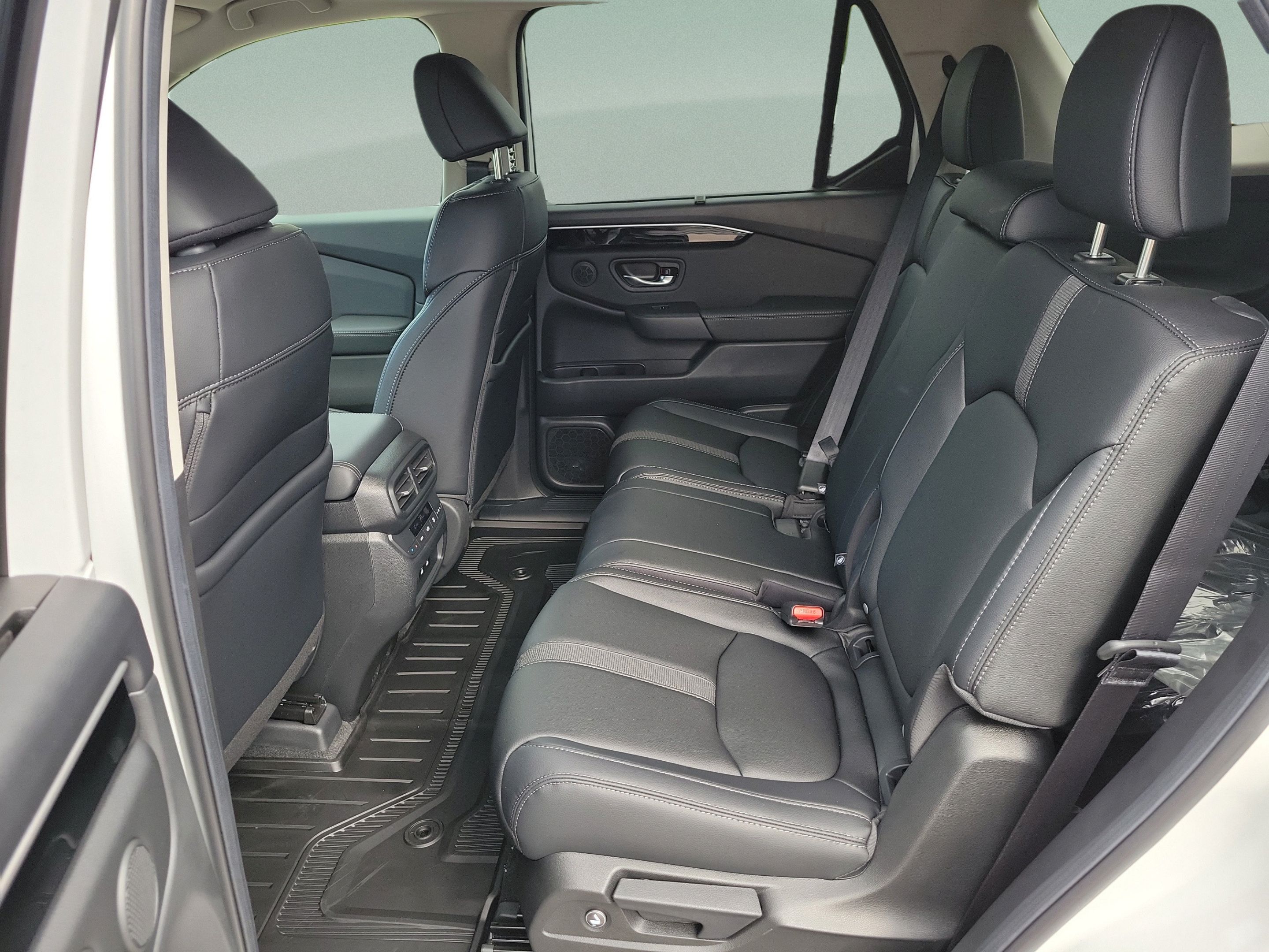 New 2026 Honda Pilot EX-L image 9