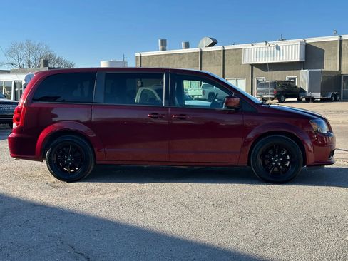 Used 2020 Dodge Grand Caravan GT image 8