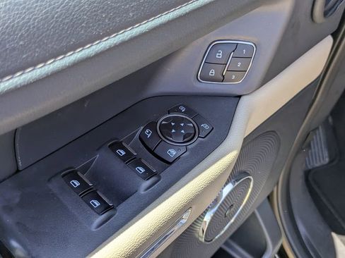 Used 2024 Ford Expedition Limited RWD image 10
