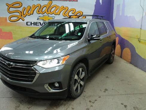 Used 2019 Chevrolet Traverse LT image 4