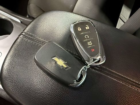 Used 2024 Chevrolet Malibu LT FWD image 40