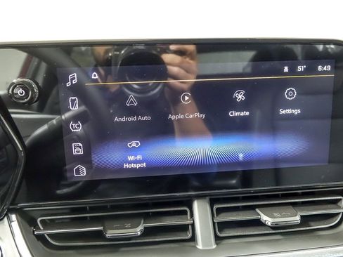 New 2026 Chevrolet Trax LT w/ Driver Confidence Package FWD image 17