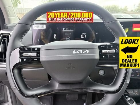 New 2026 Kia Sorento S FWD image 12