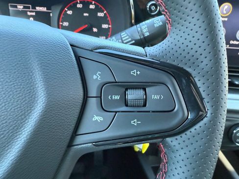 New 2026 Chevrolet Trax RS w/ Sunroof Package image 33