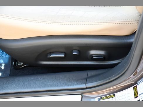 Used 2015 Nissan Altima 2.5 SL w/ Technology Package FWD image 30