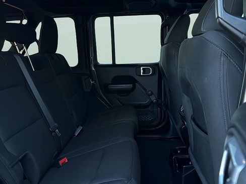 Used 2020 Jeep Wrangler Unlimited Sport AWD/4WD image 28
