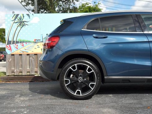 Used 2019 Mercedes-Benz GLA 250 GLA 250 4MATIC AWD 4dr SUV image 34