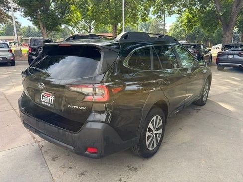 Used 2024 Subaru Outback Premium AWD/4WD image 5