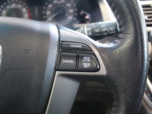 Used 2012 Honda Odyssey EX-L image 24