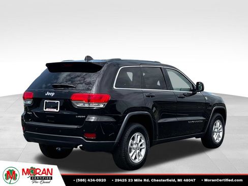 Used 2019 Jeep Grand Cherokee Laredo AWD/4WD image 5