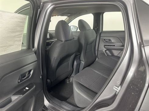 New 2025 Nissan Kicks SR image 16