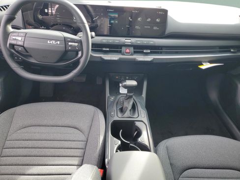 New 2025 Kia K4 EX FWD image 24