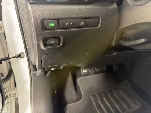 Used 2023 Nissan Sentra SV image 14