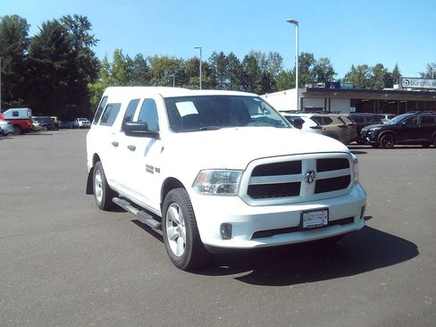 Used 2015 RAM 1500 Express AWD/4WD image 7