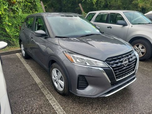 Used 2024 Nissan Kicks S FWD image 2